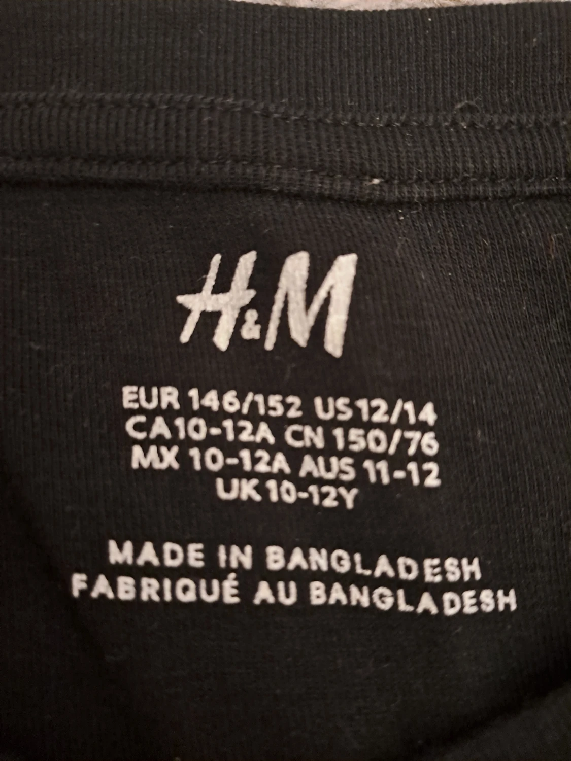 Svart croppad långärmad topp H&M - 2