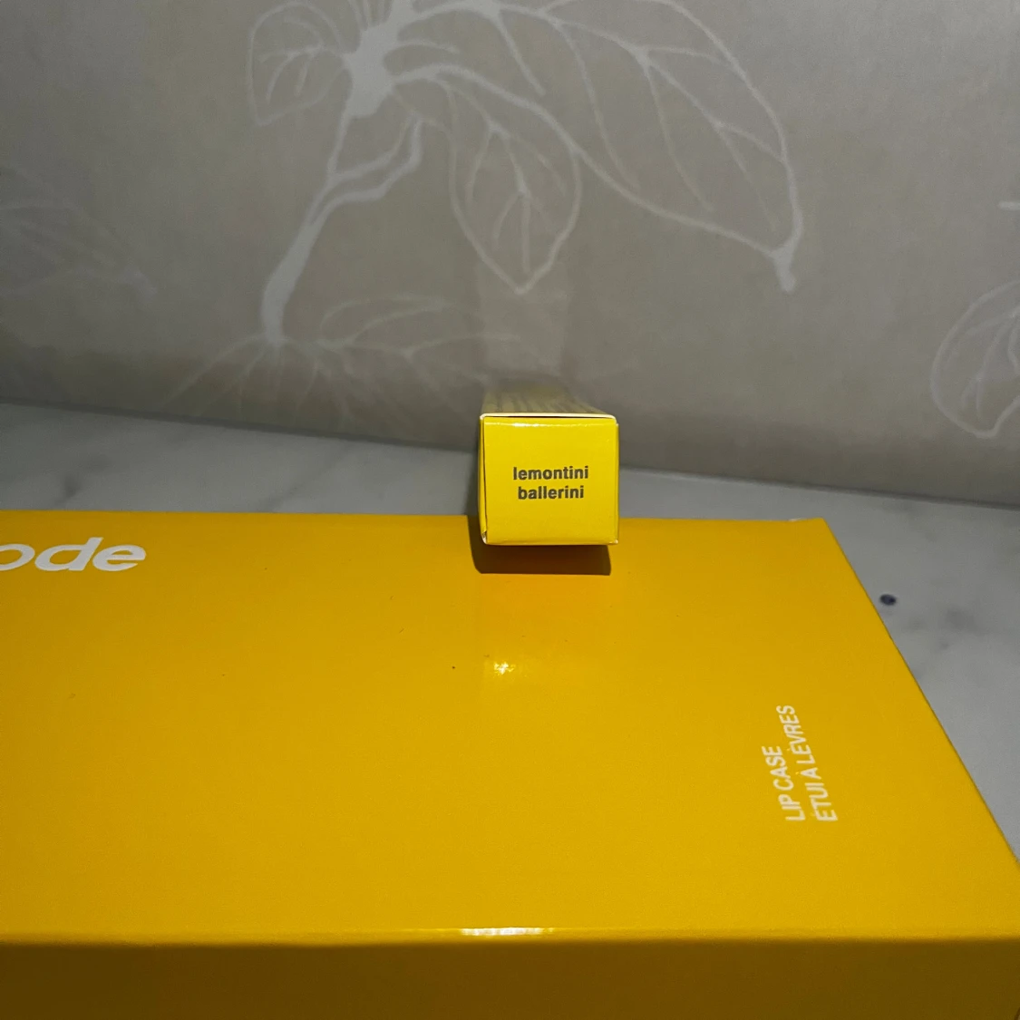 Rhode Lip Case & Peptide Lip Tint Lemontini Ballerini - 2