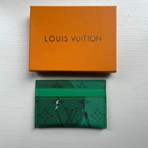 Louis vuitton korthållare - Louis vuitton korthållare med ett riktigt snyggt mönster. OBS 1:1 K0P1A.