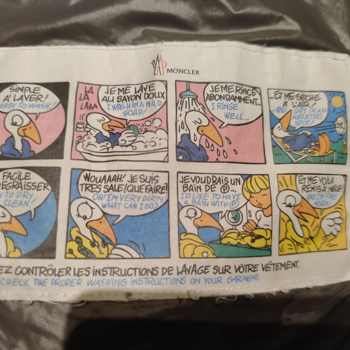 Svart Moncler Maya - 3