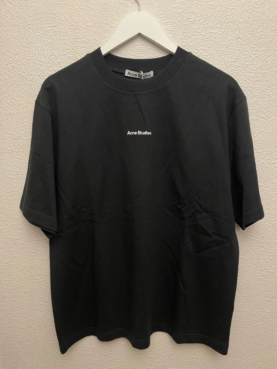 Svart t-shirt från Acne Studios - 4