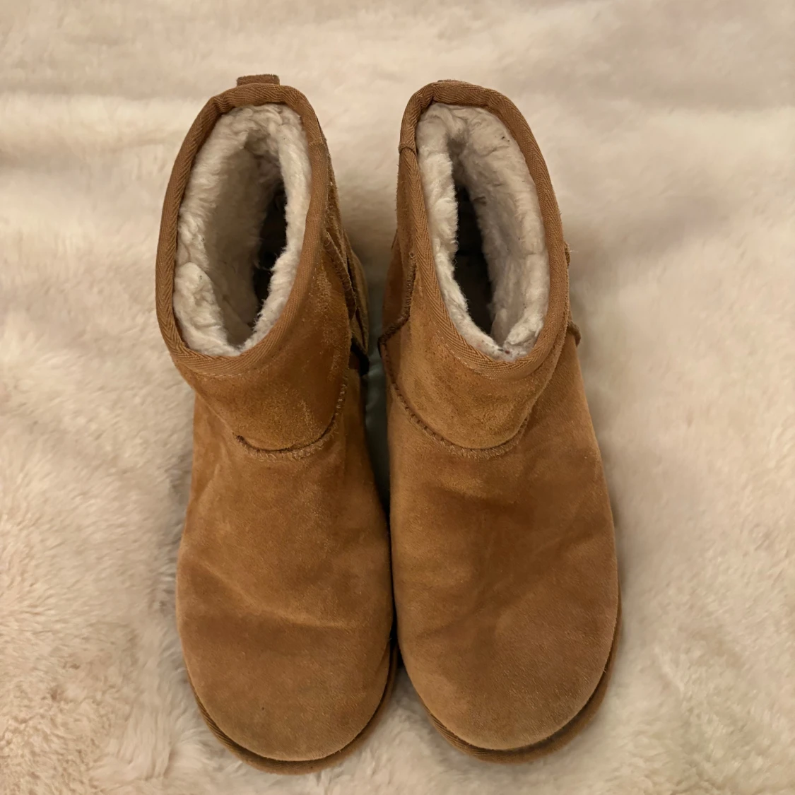 Bruna UGG boots i mocka - 4