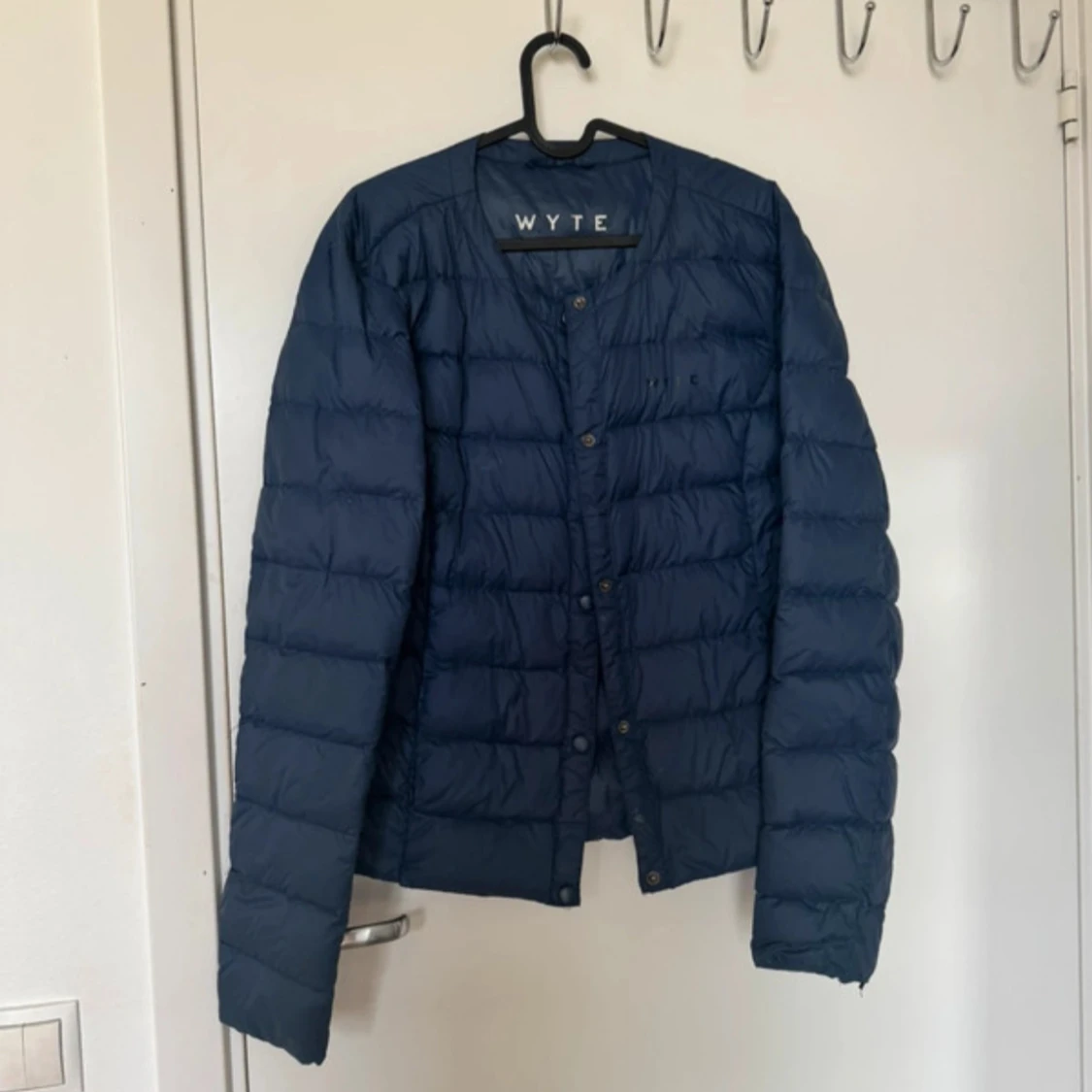 Blå dunjacka från Wyte - 2