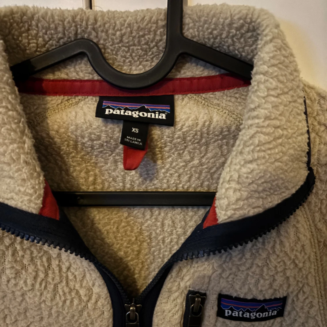 Beige fleece jacka från Patagonia - 2