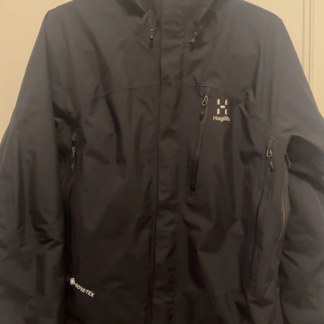 Svart skaljacka från Haglöfs Gore-Tex