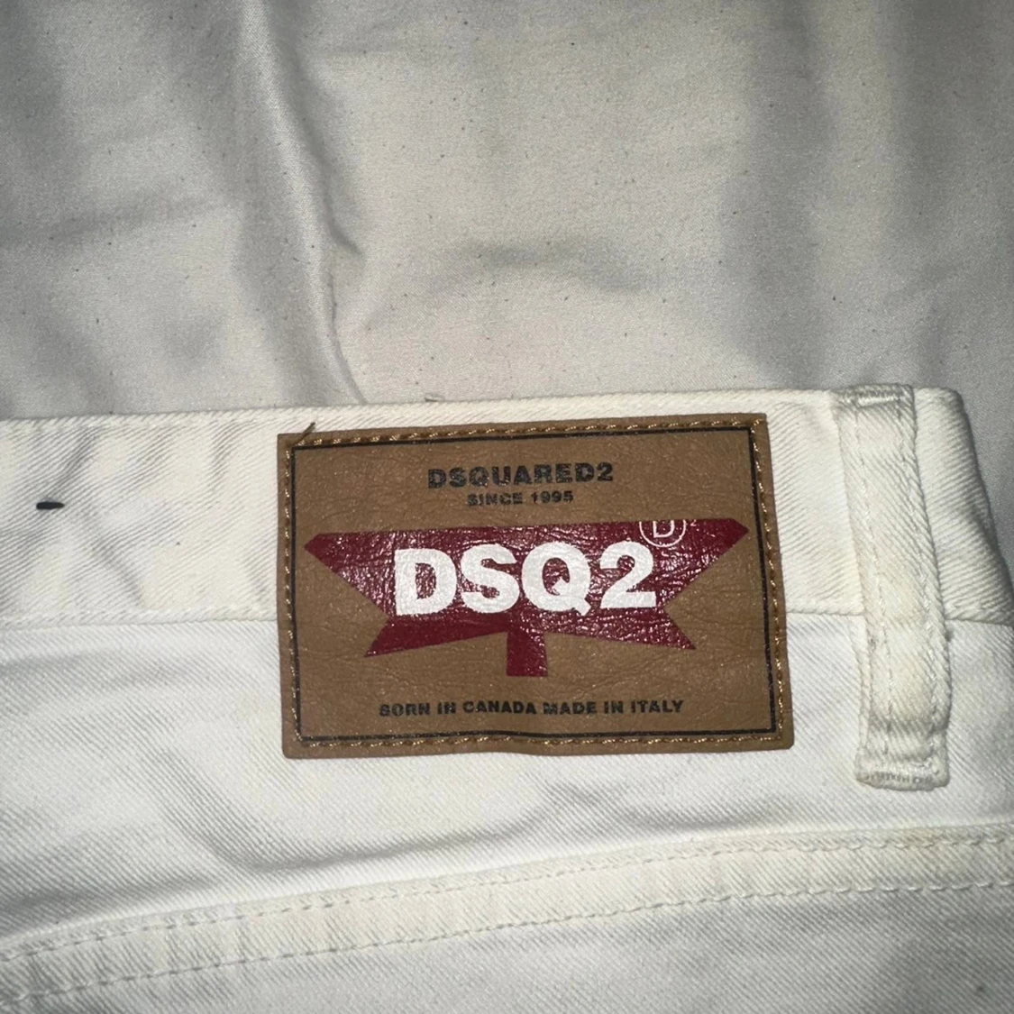 Äkta vita dsq jeans - 2