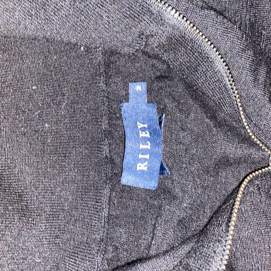 Svart half zip tröja från Riley - 3