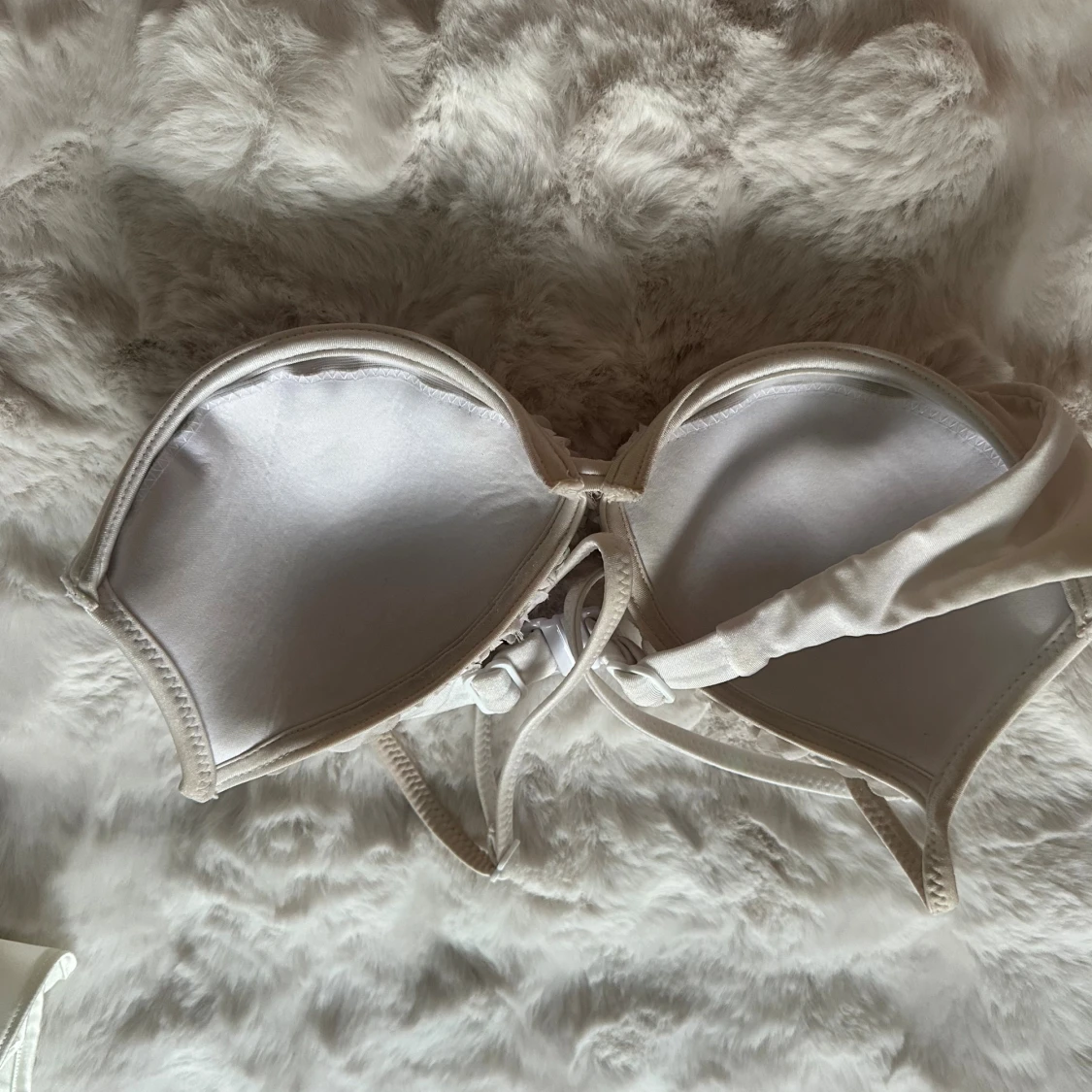 Vit blommig bikiniöverdel Calzedonia - 1