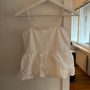 Puff topp -  inga defekter. Använd 1 gång