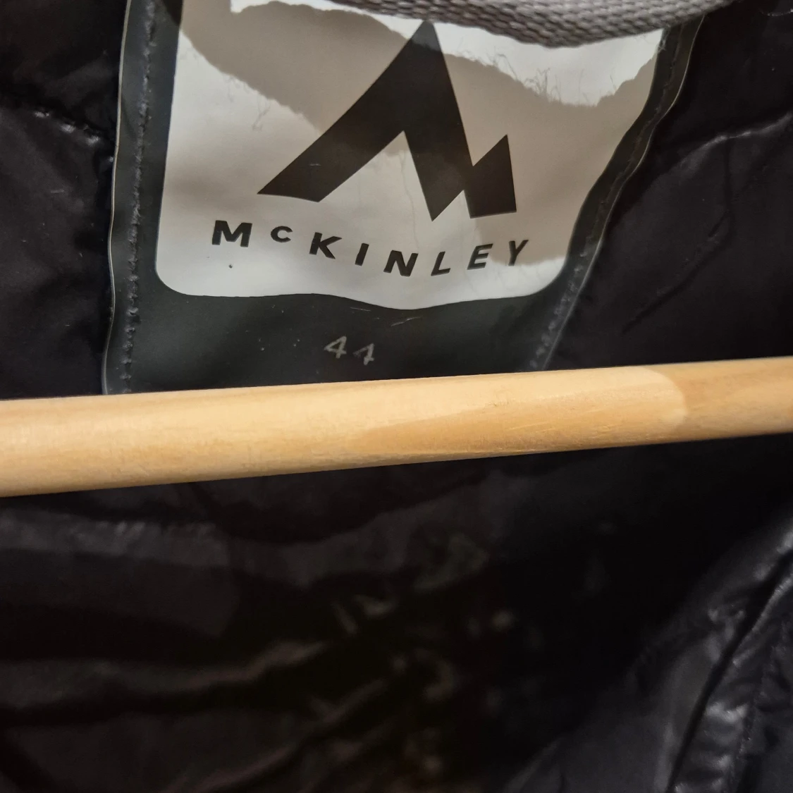 Svart pufferjacka från McKinley - 2