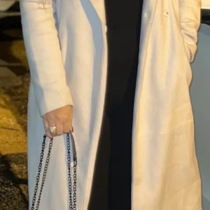 Kappa - Fint skick, kommit på nån färg men går säkert att få bort ( se sista bilden) 