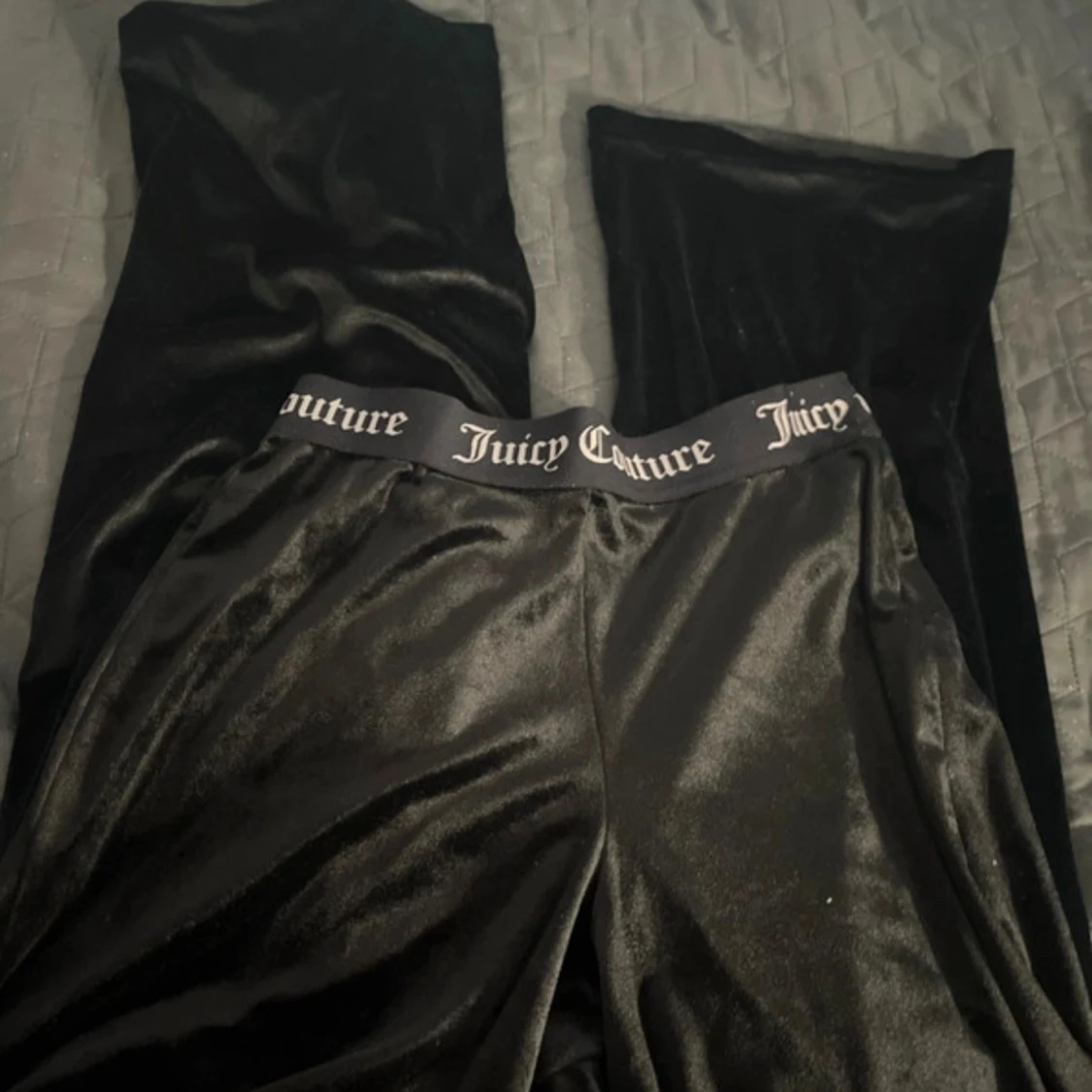 Svarta Juicy Couture mjukisbyxor S - 1