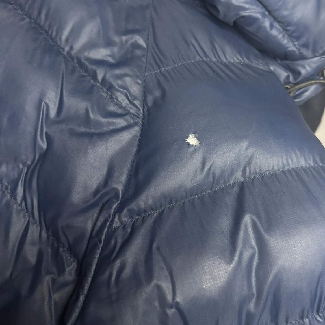 Blå pufferjacka från Peak Performance 160 - 2