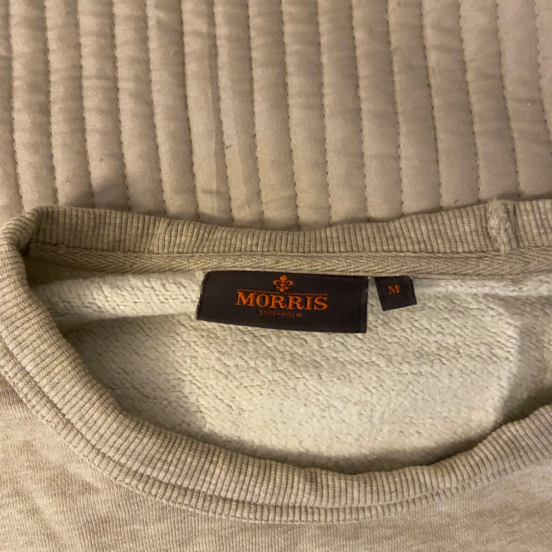 Beige sweatshirt från Morris Stockholm - 2