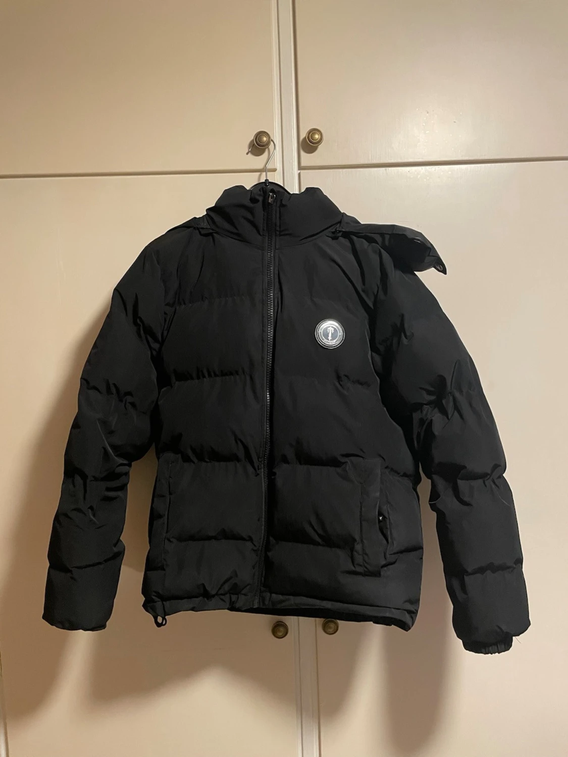 Svart pufferjacka från Trapstar