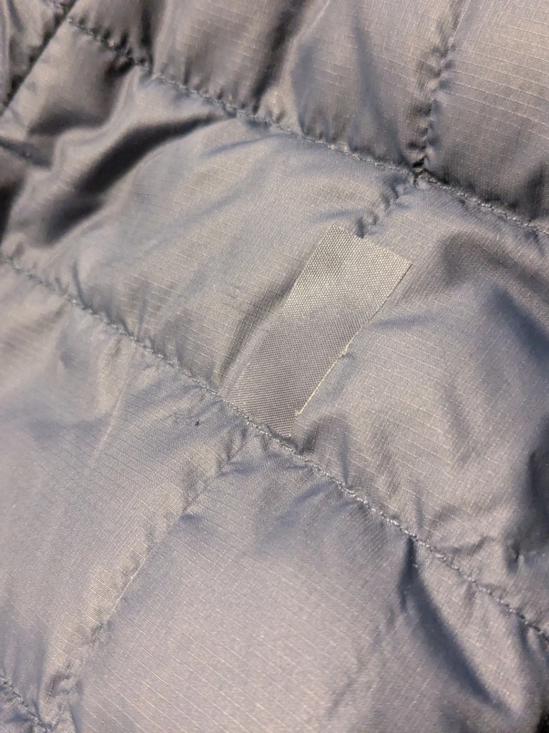 Mörkblå Peak Performance dunjacka S - 4