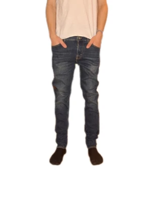 Tiger of sweden jeans  - Säljer ett par Tiger of sweden evolve de är då ett par slim fitt jeans storlek 29/32 i ny skick 