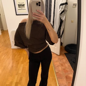 Brun topp - Brun topp från Nelly 🤎