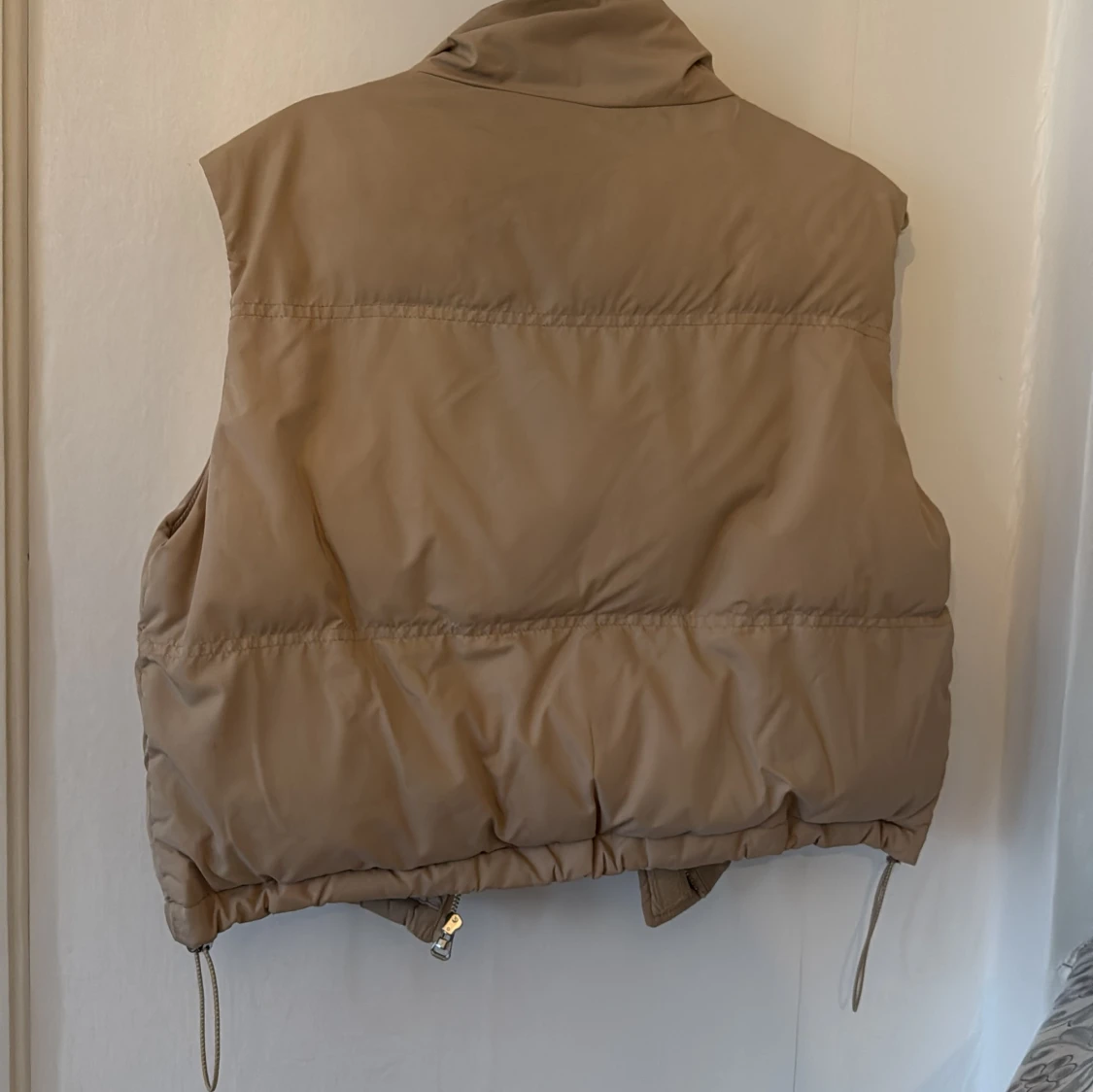 Beige dunväst från FB Sister - 1