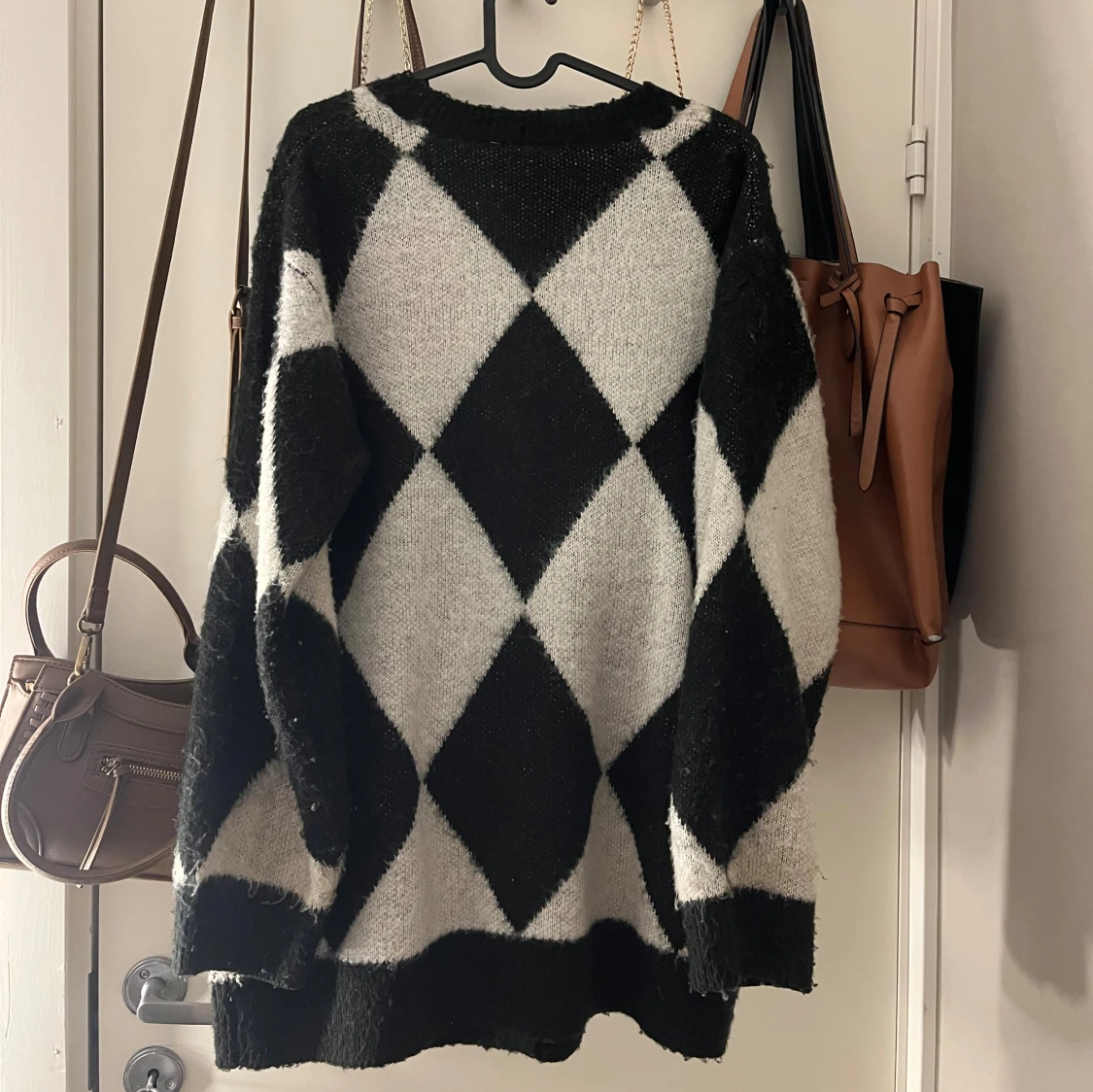 Svartvit rutig kofta från H&M - 1