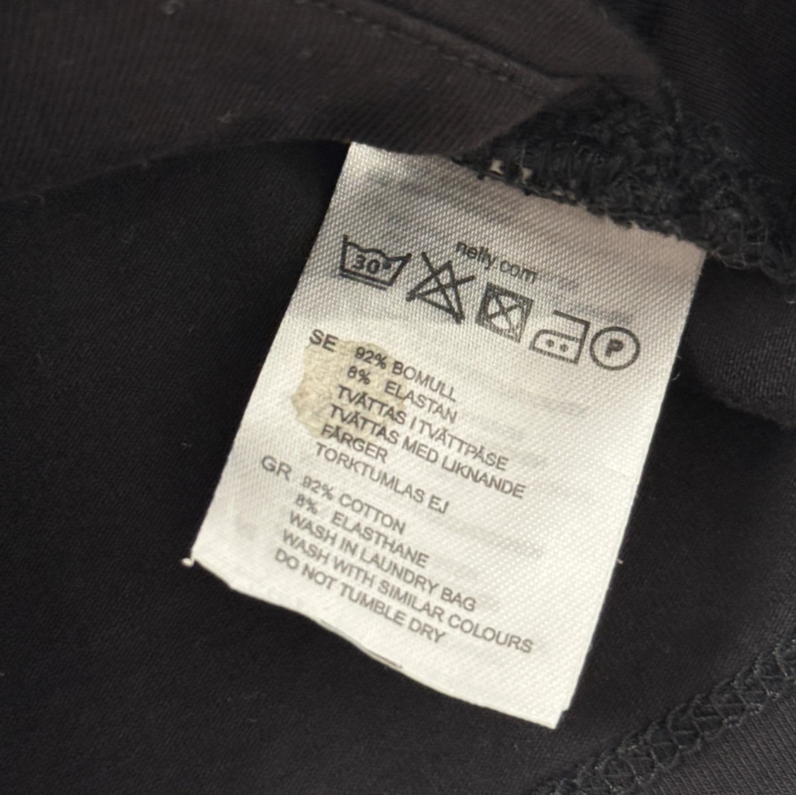 Svart omlott croppad topp NLY Trend - 3