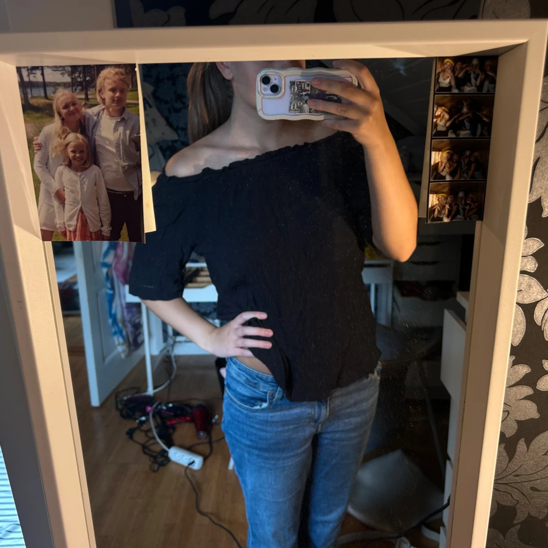 Svart offshoulder blus med kort ärm