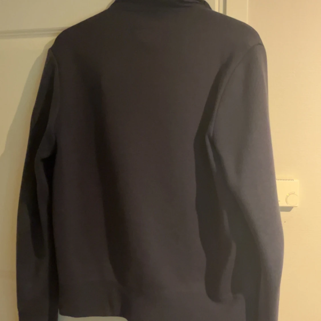 Mörkblå cardigan från Mackage - 1