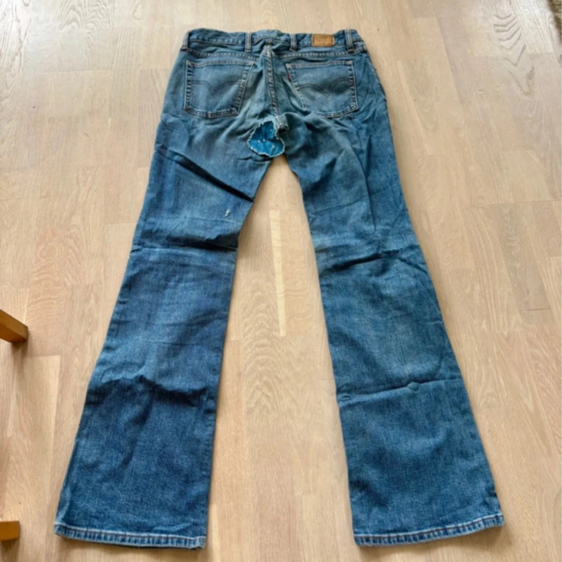 Lågmidjade Levis jeans  - 2