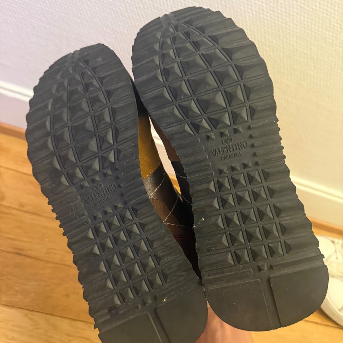 Valentino rockrunners  - 4