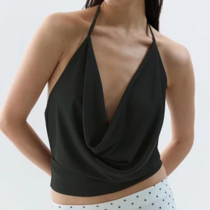 Blus - Kommer ej till användning❤️