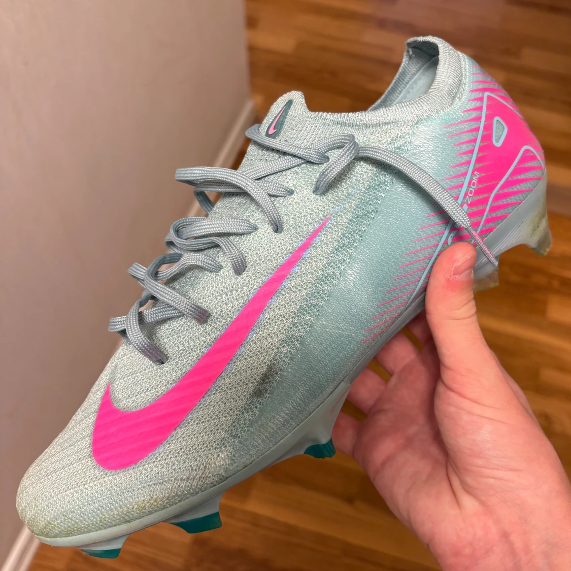 Nike fotbollsskor ljusblå/rosa - 1