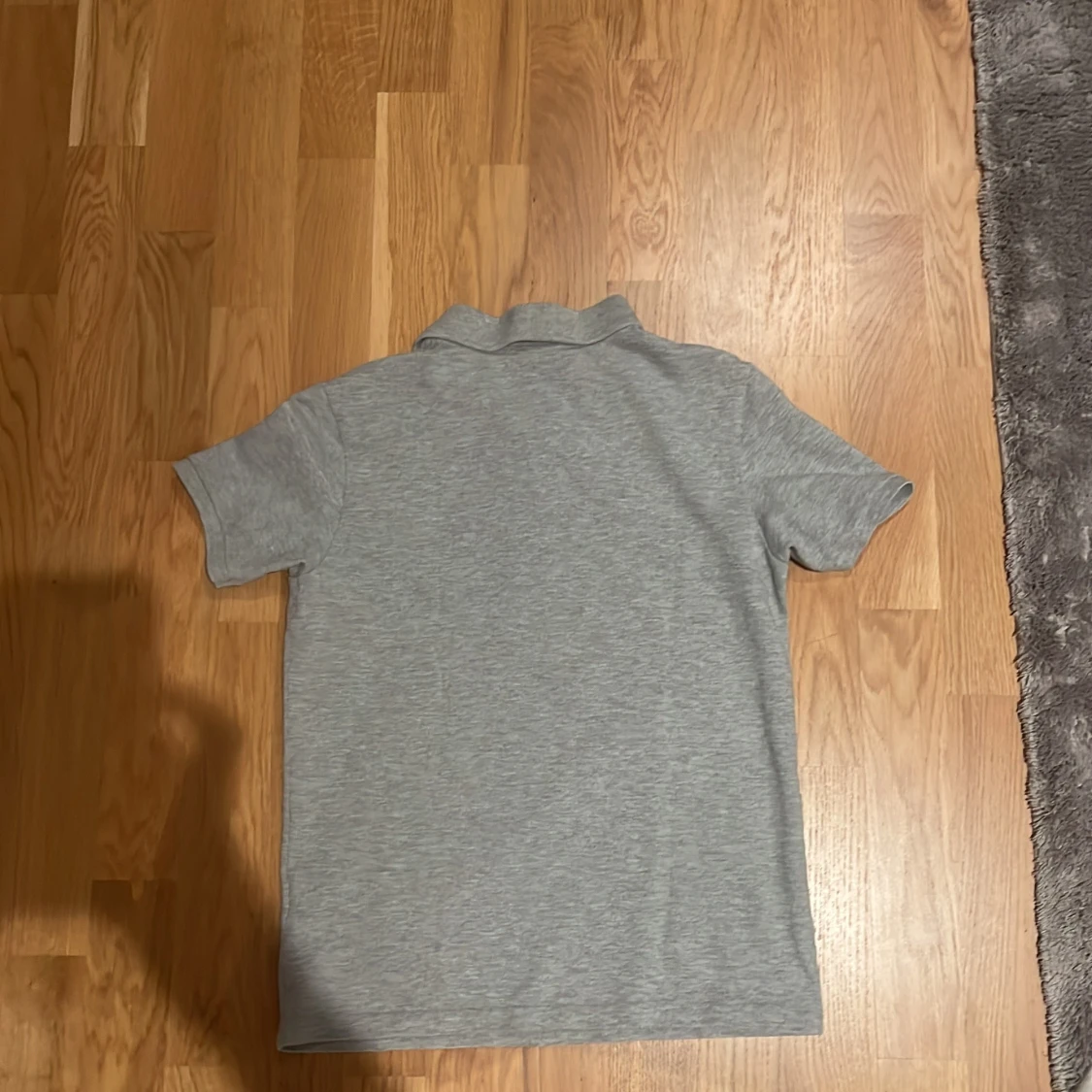  Grå pike från Lacoste - 1