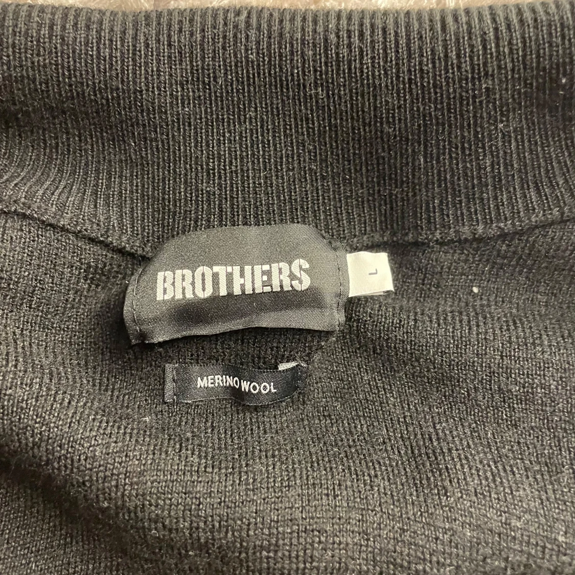 Svart cardigan från Brothers - 2