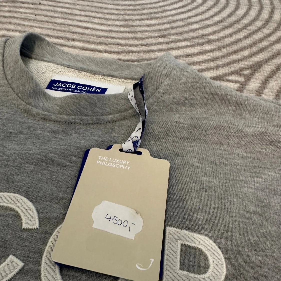 Grå sweatshirt från Jacob Cohën - 3