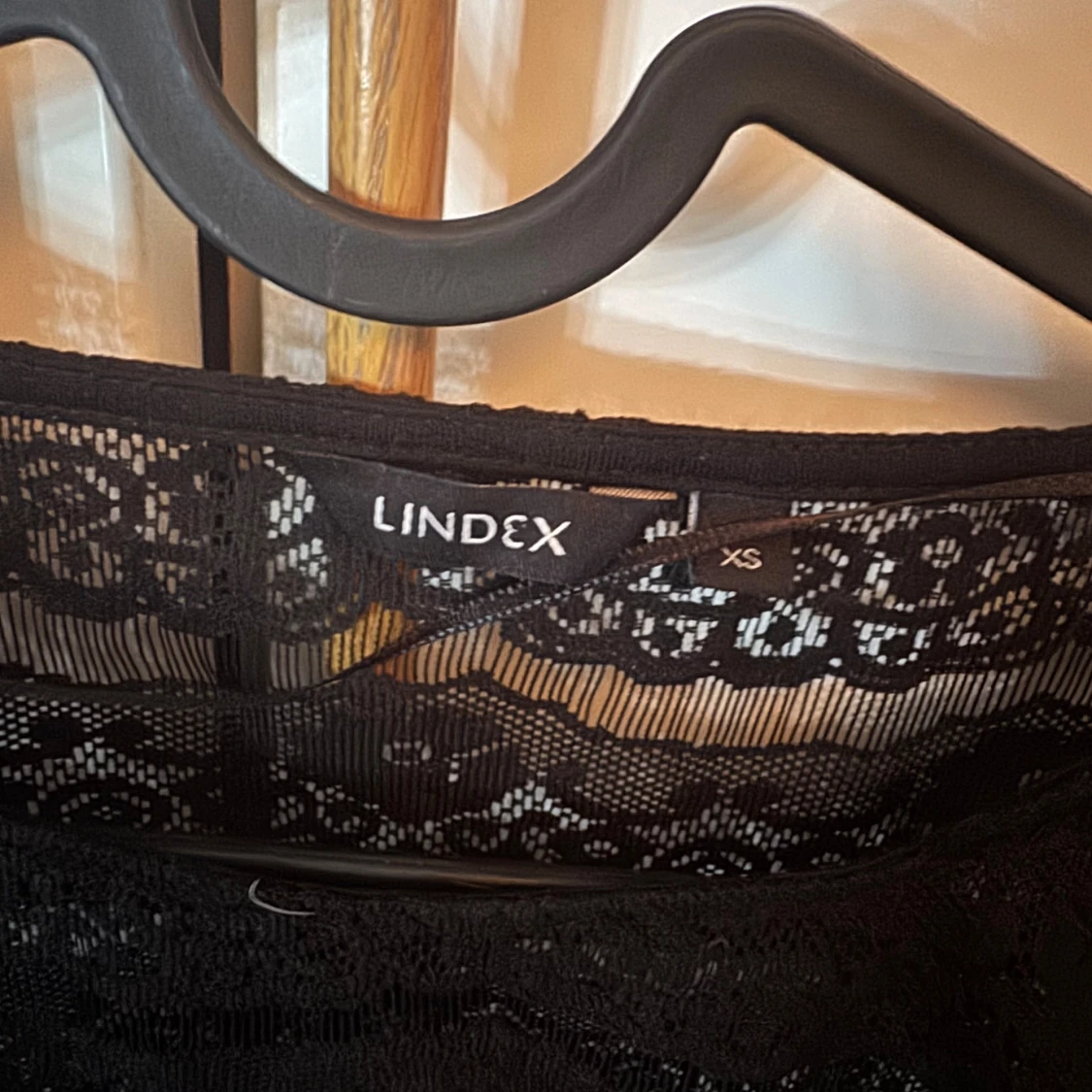 Svart spetsblus från Lindex XS - 1