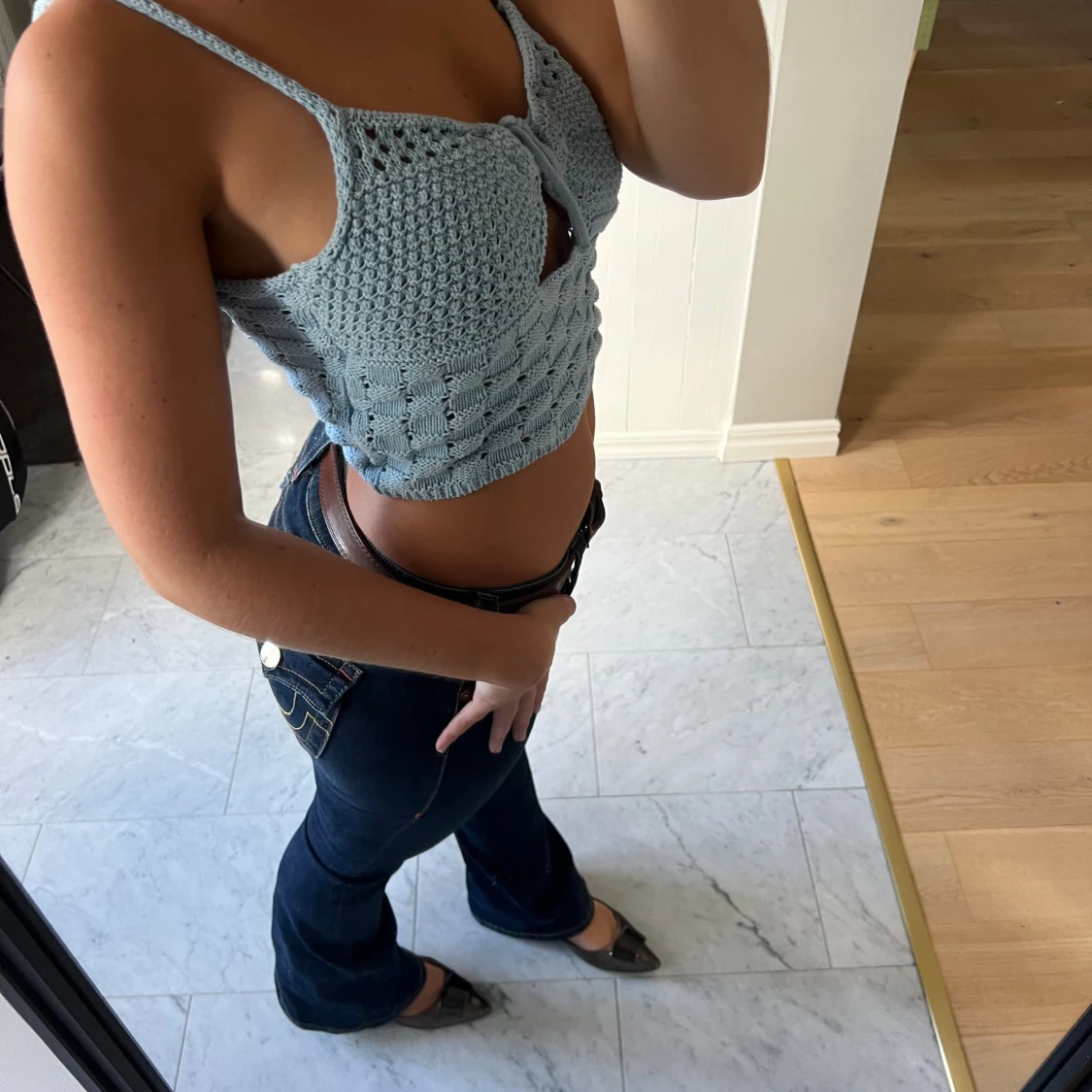 Ljusblå virkad croppad topp från Zara