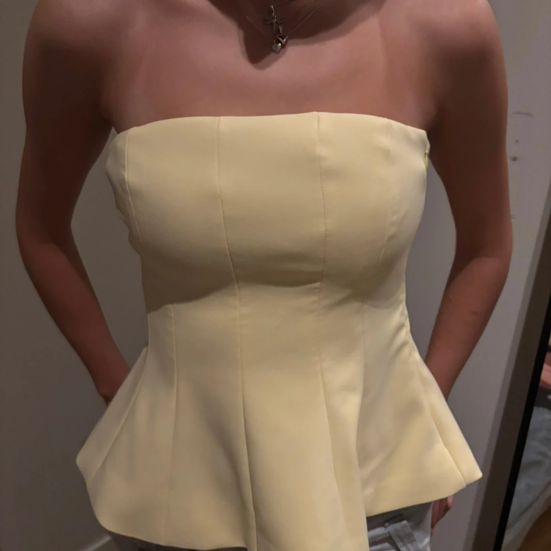 Gul topp från Zara - 1