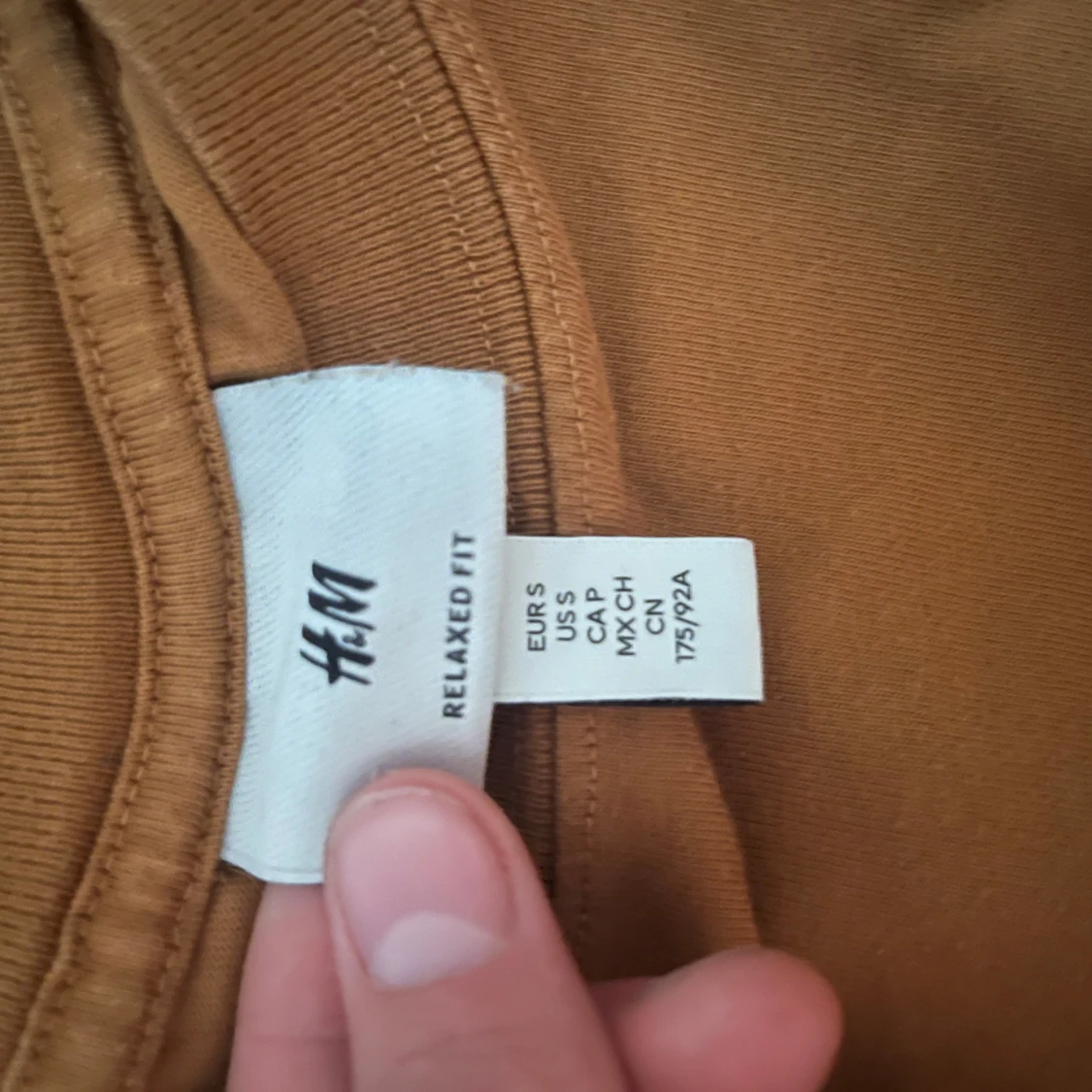 Brun t-shirt från H&M - 2