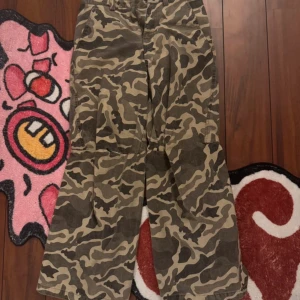 Cargo baggy pants  - Inget fel me dom. Storlek 28. 