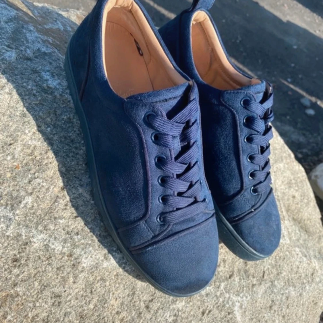 Mörkblå sneakers från Christian Louboutin - 1