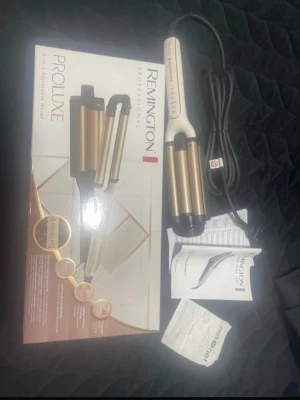 Remington lock tång 4-in-1 - Hej, jag köpte förra Remingtons locktång och använde den bara en gång. Den passade inte mitt hår eftersom det är naturligt lockigt. Jag har även kvittot. Det är en väldigt fin, helt ny produkt.