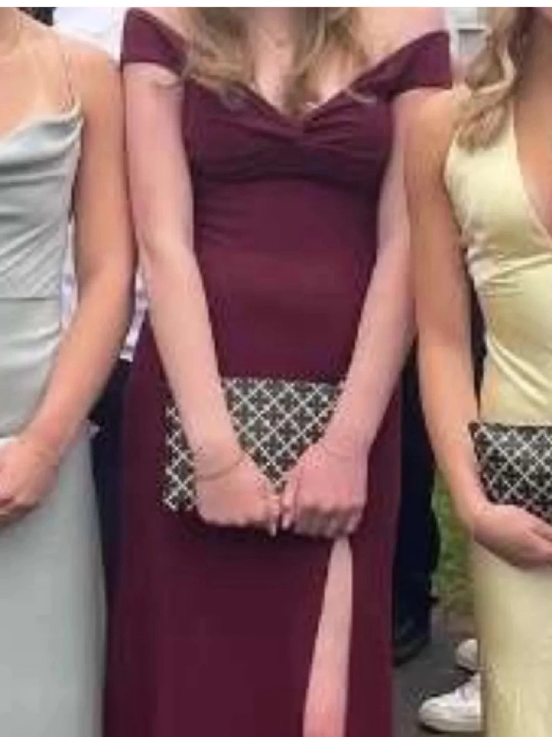 Vinröd offshoulder långklänning - 1