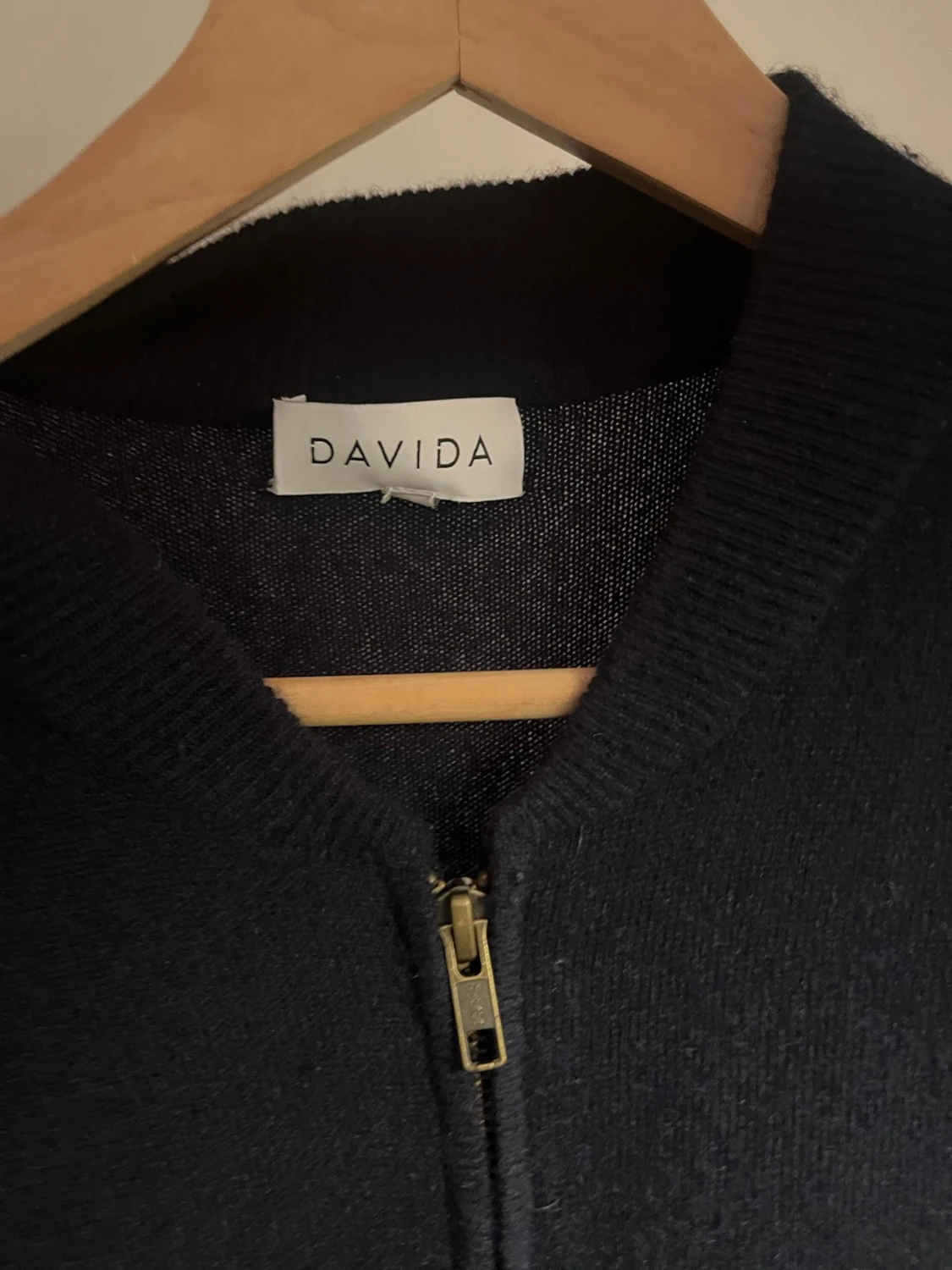 Mörkblå kashmirkofta från Davida - 1