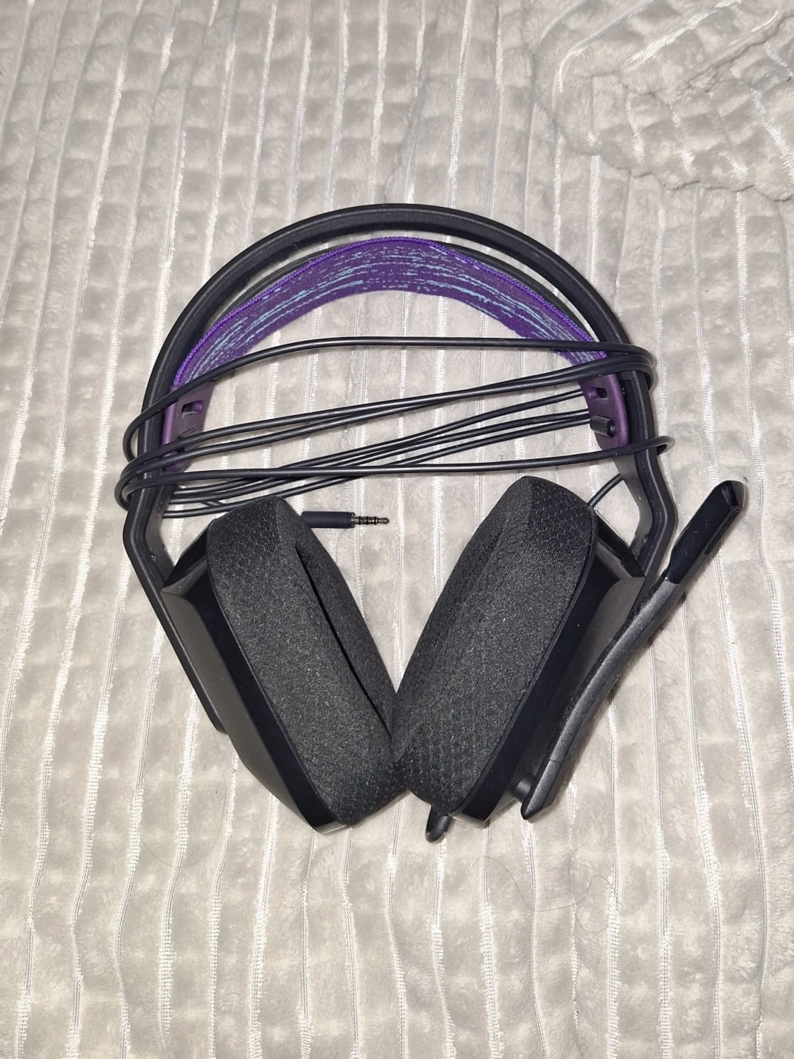 Logitech G335 Gaming Headset