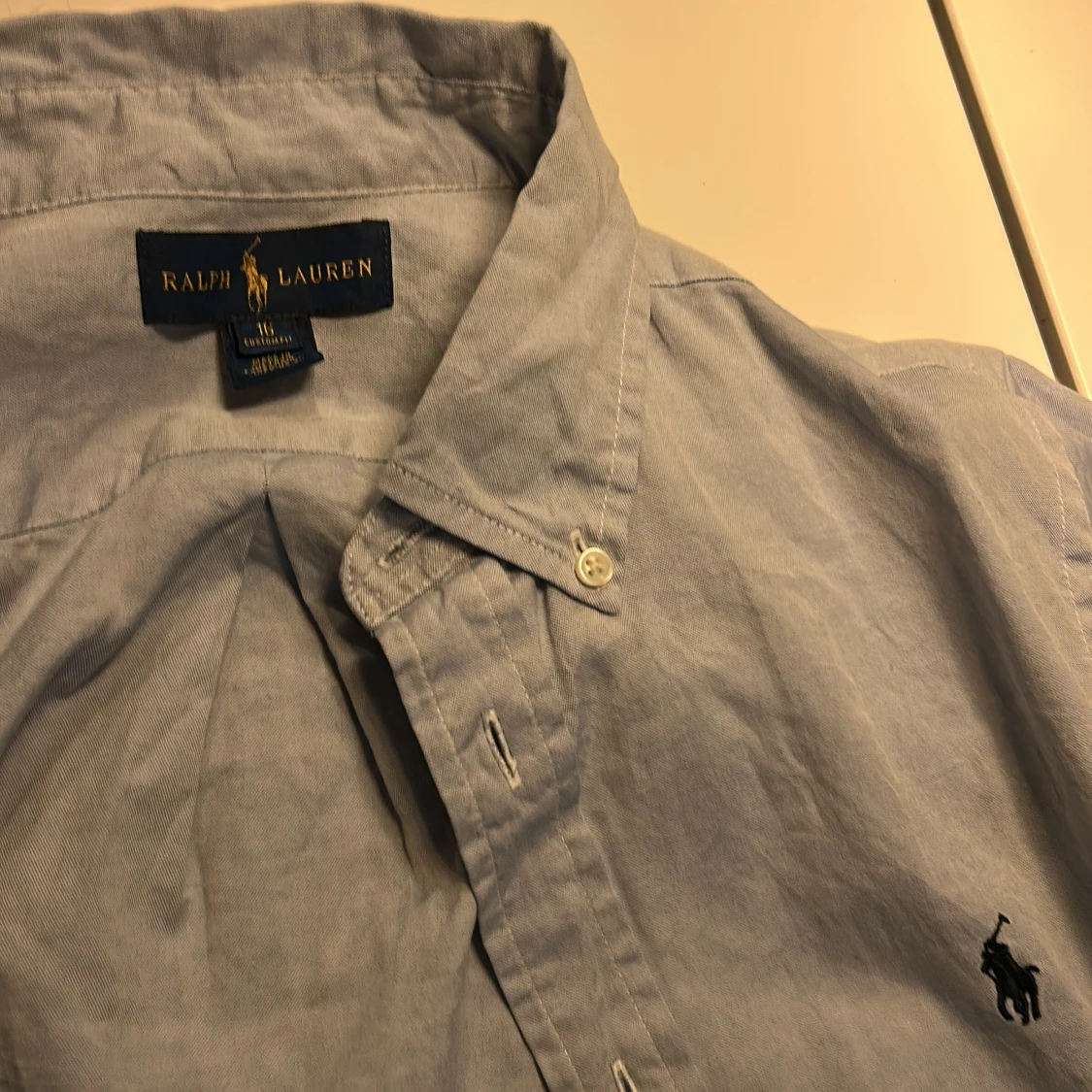 Ljusblå skjorta från Ralph Lauren - 1