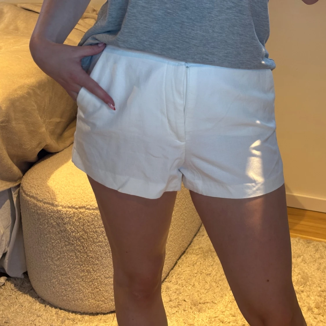 Vita linne-shorts med fickor - 1