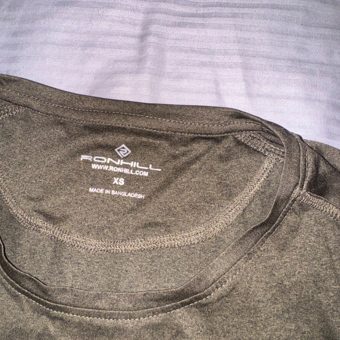 Grön tränings-tshirt från Ronhill XS - 1