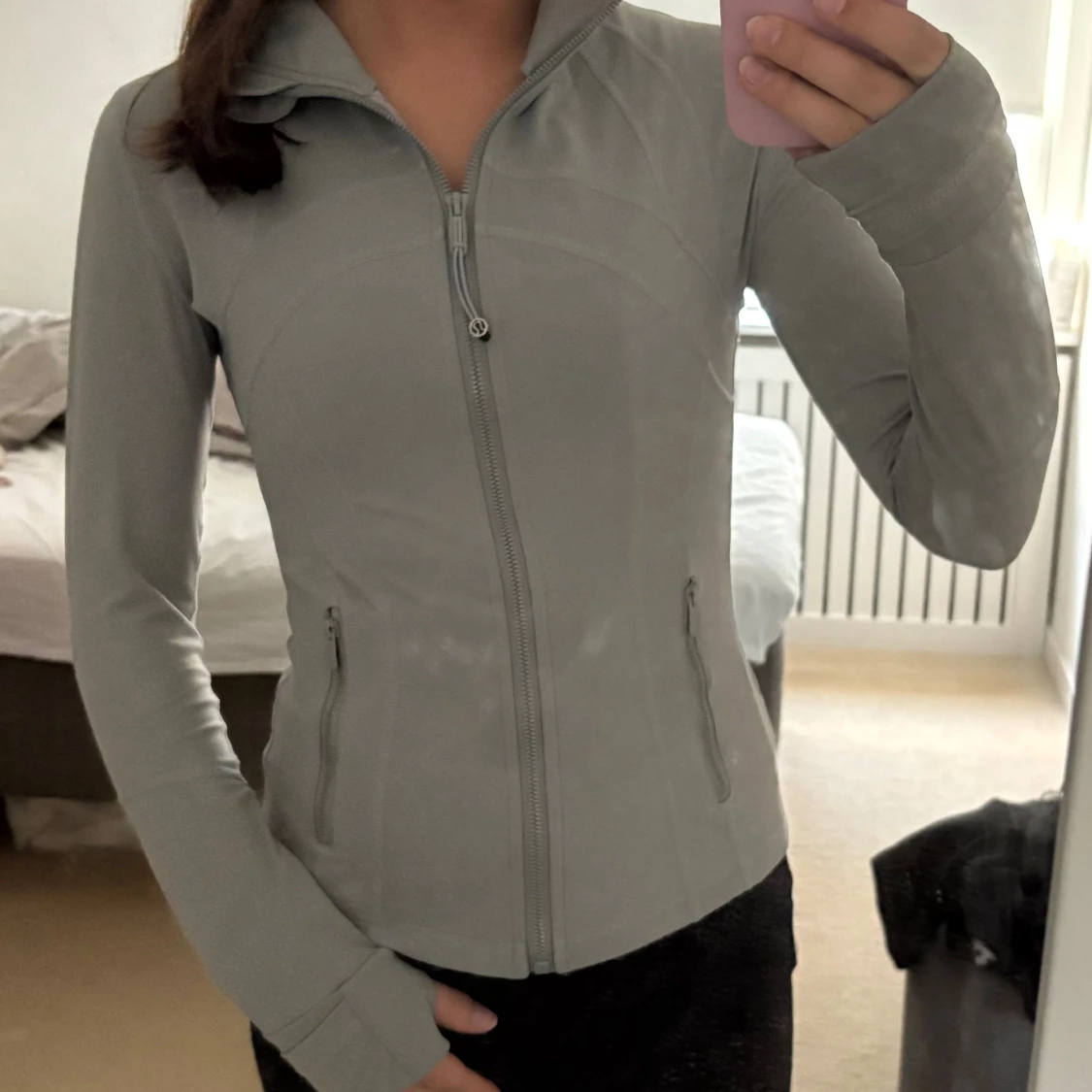 Ljusgrå Lululemon Define - 4