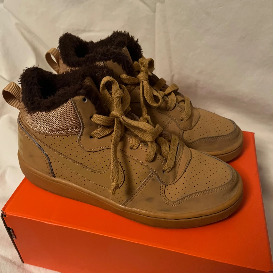 Nike sneakers med foder, beige/brun