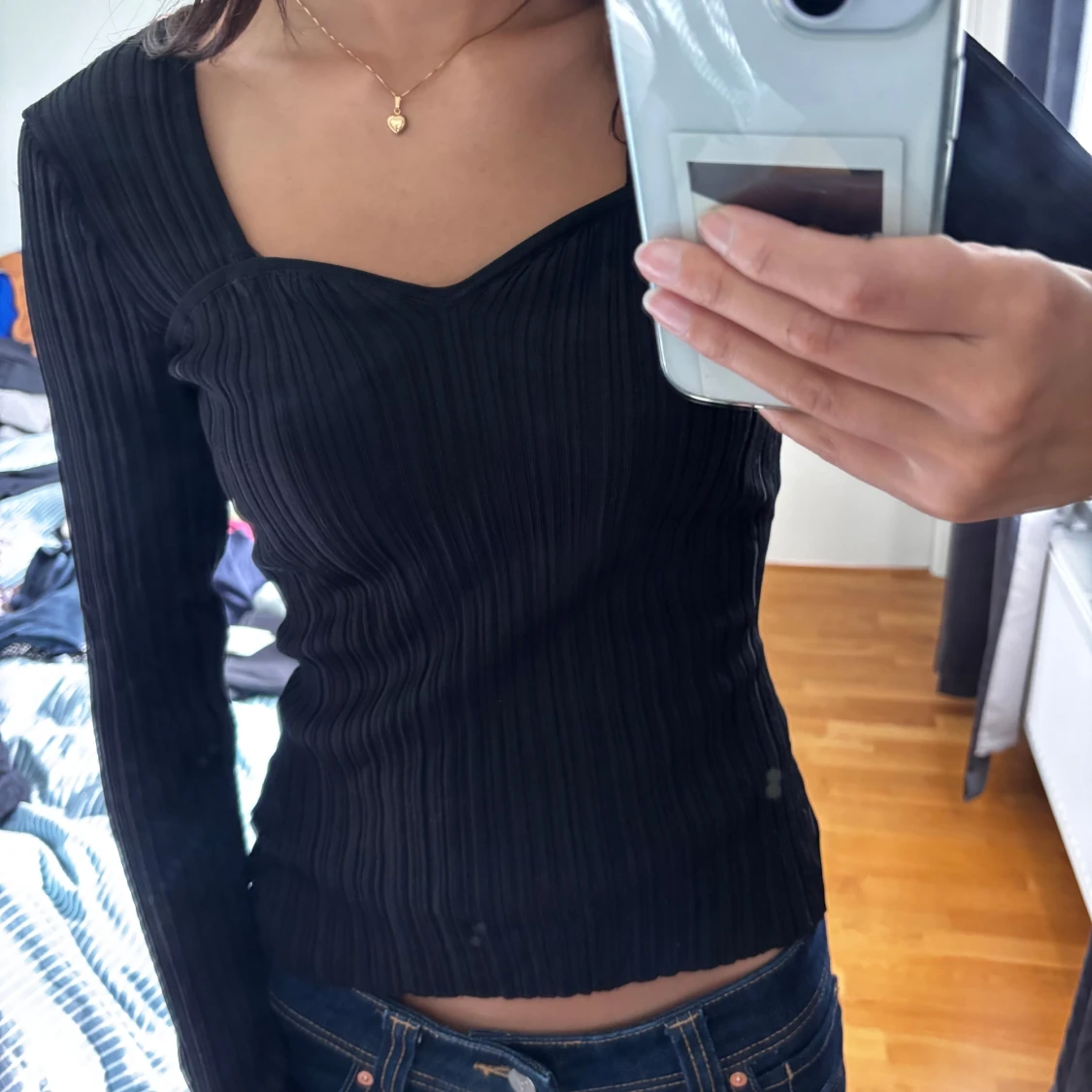 Svart ribbad topp från H&M XS - 1